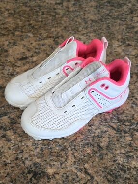 Under Armour Kids White and Pink Softball Cleats Size 13
